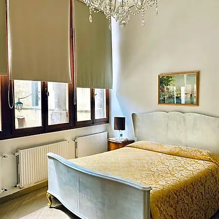 Ca' Dor Bed & Breakfast